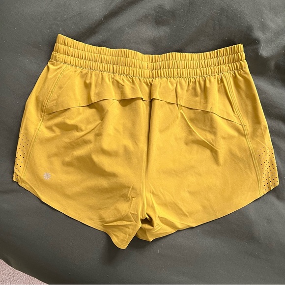 Athleta Hustle 3” Short - Picture 4 of 6